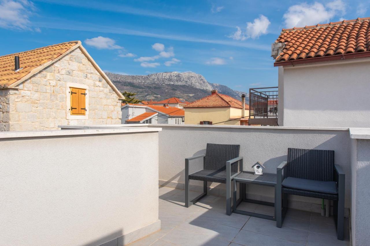 Apartmani Mara Kastela Exterior photo